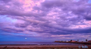 Vollmond und violette Wolken am Playa de Torre Derribada - San Pedro del Pinatar